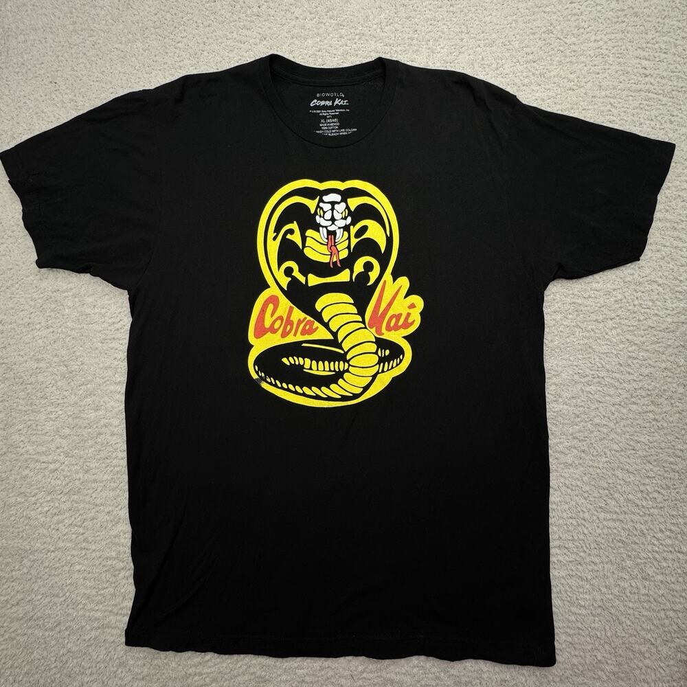 Cobra Kai Bioworld XL Mens Short Sleeve T-Shirt‎ Sony Pictures Karate Kid Snake